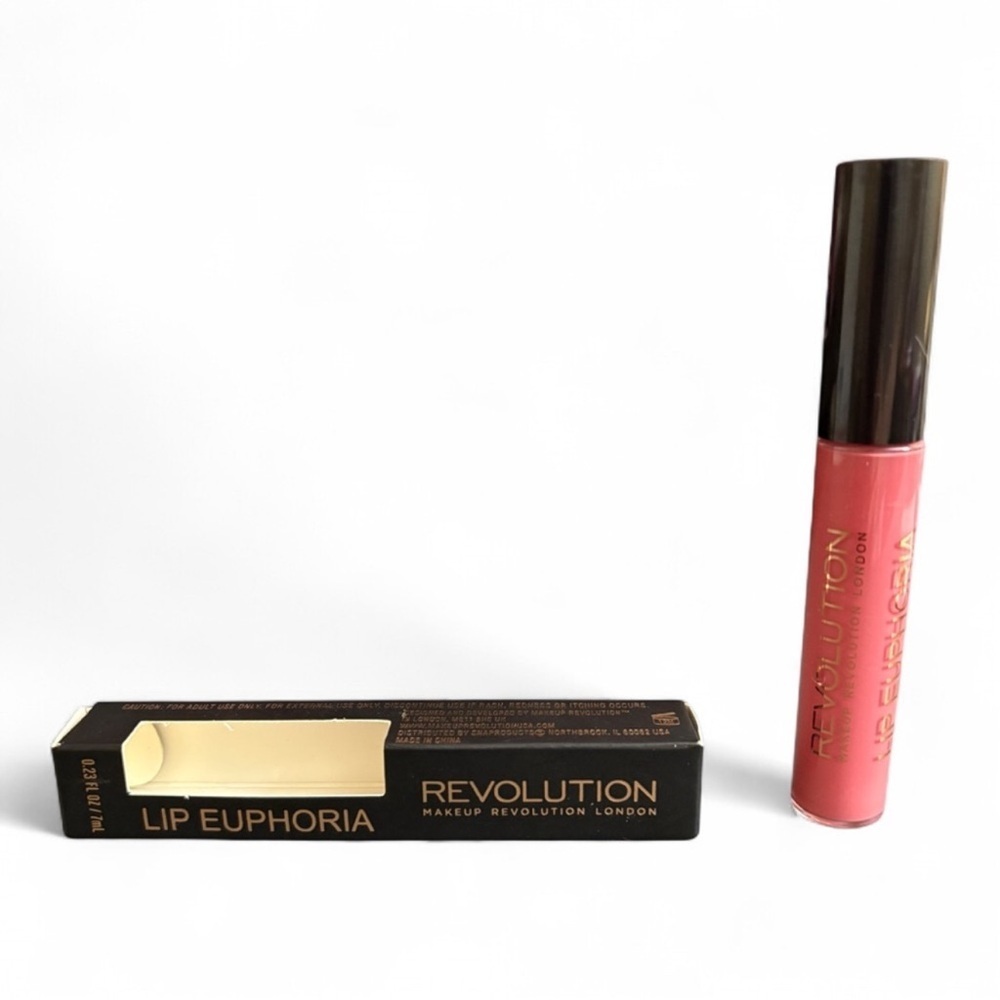 Revolution Lip Euphoria Matte Liquid Lipstick Aura Fate Deep Red 7ml New in Box‎